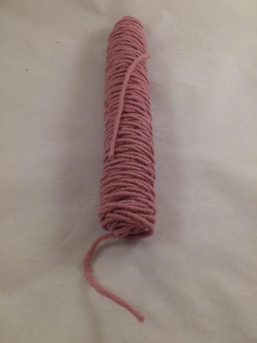 Cordelette de laine 55 m. vieux rose (VI14)